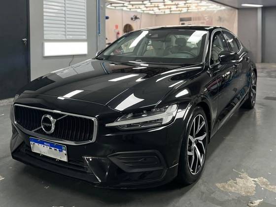 VOLVO S60 2.0 T4 MOMENTUM GASOLINA 4P AUTOMÁTICO